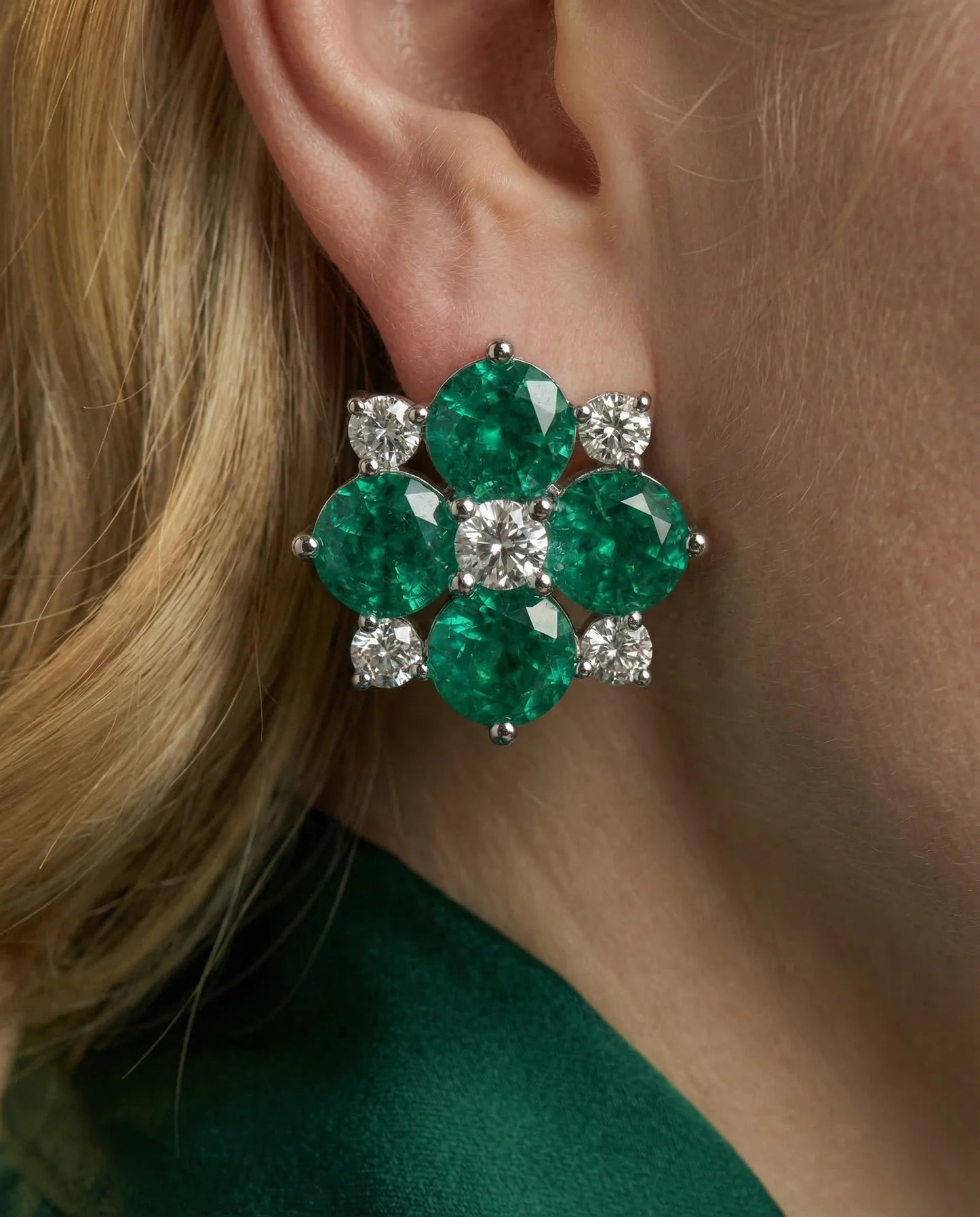 Made Emerald Flower Earring