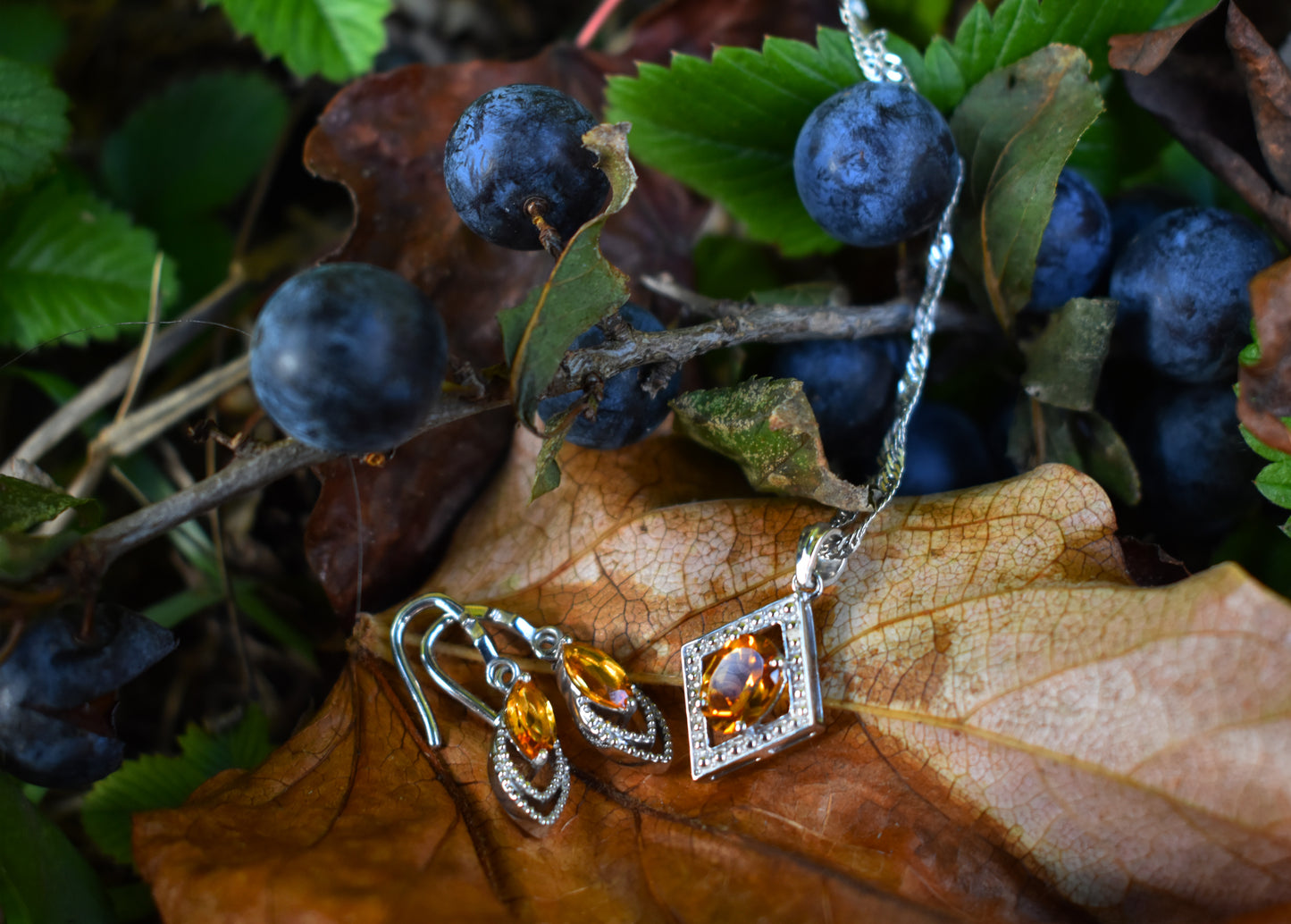 Natural citrine Golden Earrings