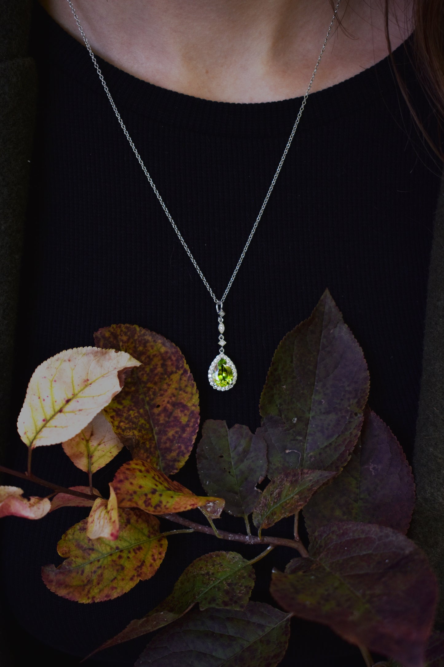 Natural oval Peridot Necklace