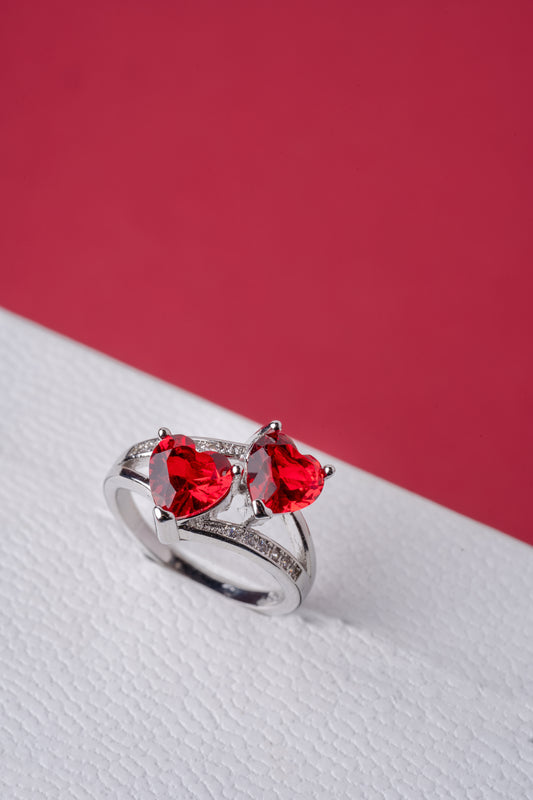 Ruby twee Heart Stone Ring