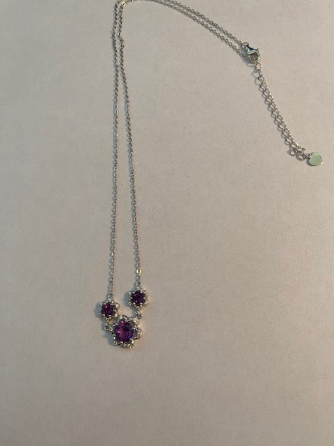 Amethyst-Coloured Three-Flower Necklace in 925 Sterling Silver