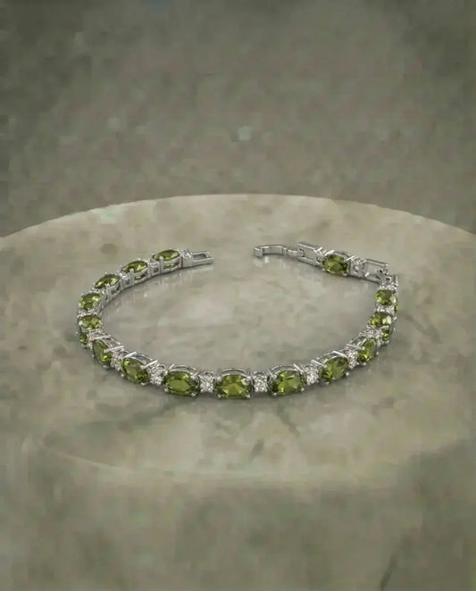 Olive Green Zirconia Bracelet with 15 Stones