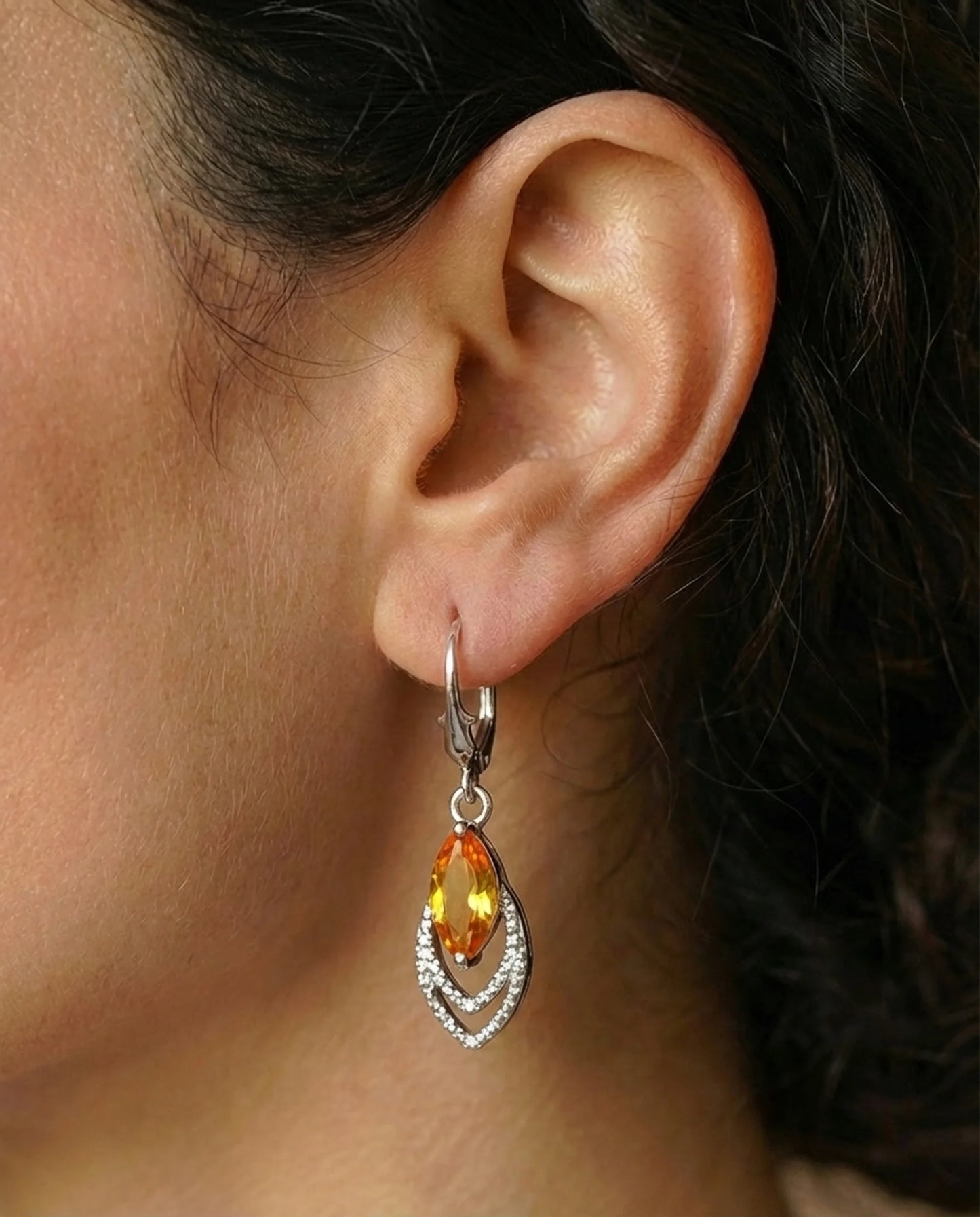 Naturliga citrin gyllene örhängen