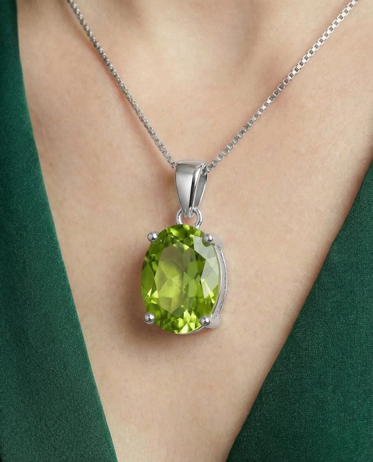 Ekte naturlig Peridot-anheng