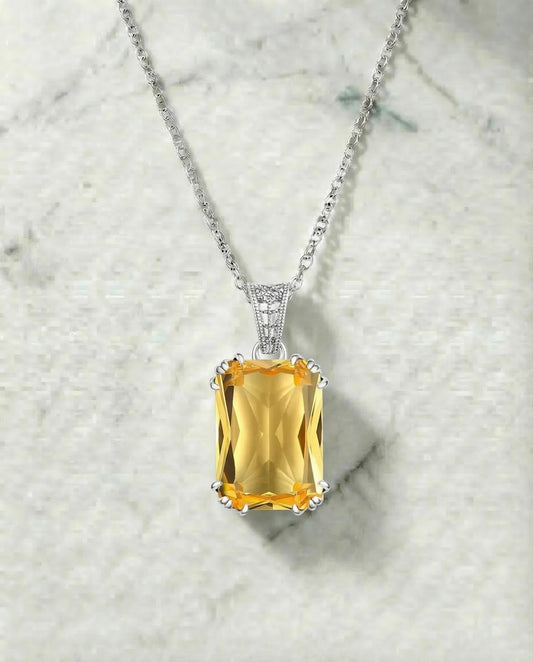 Made Citrine pendant Necklace