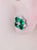 Smaragd-Blumen-Ohrring gemacht
